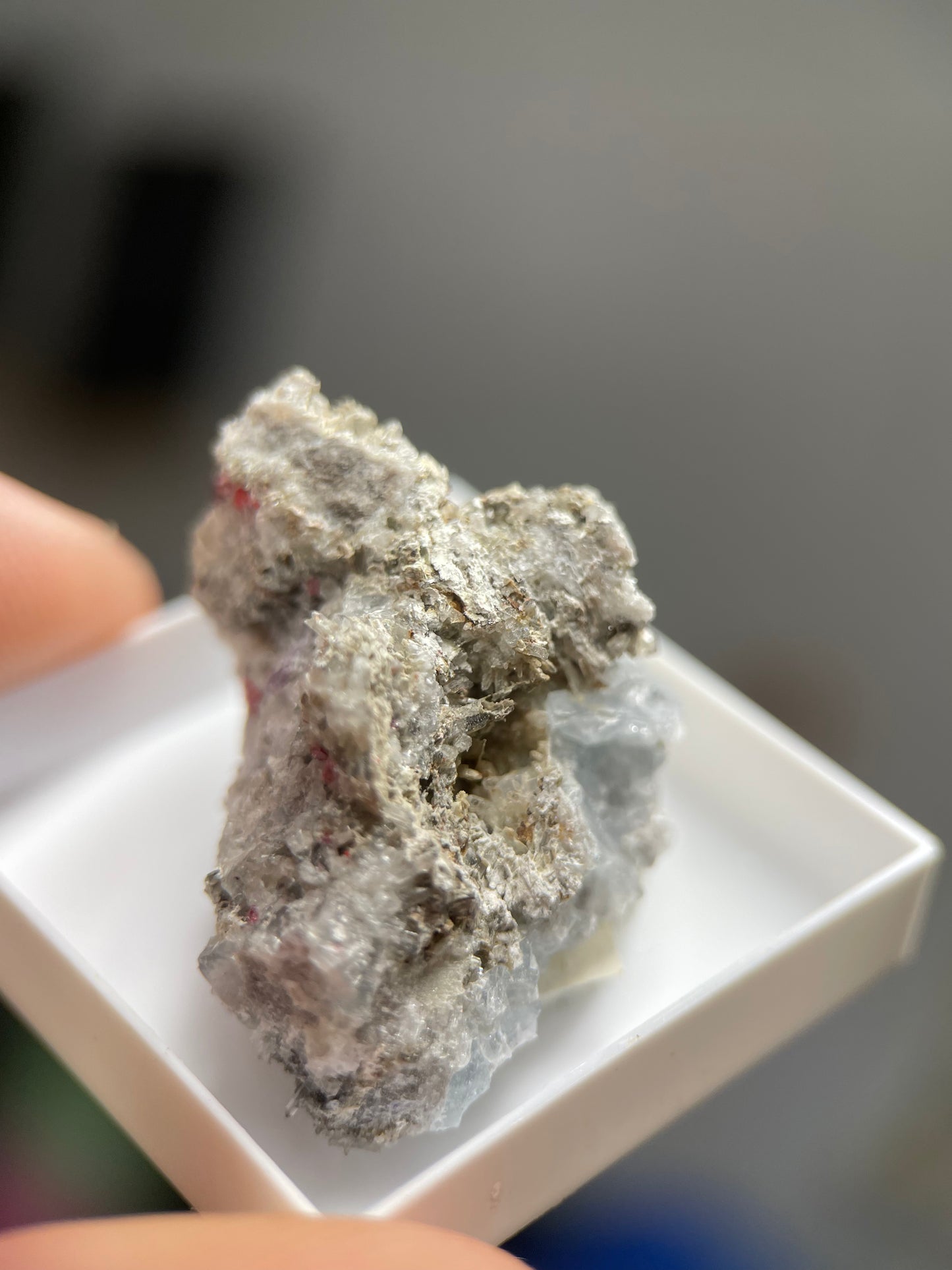 Hydroxycalcioromeite