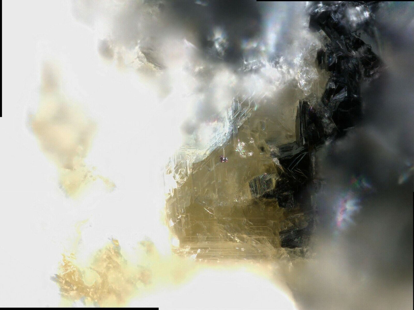 Sahlinit  Langban, Filipstad, Schweden EDX/Raman untersucht Nr 408