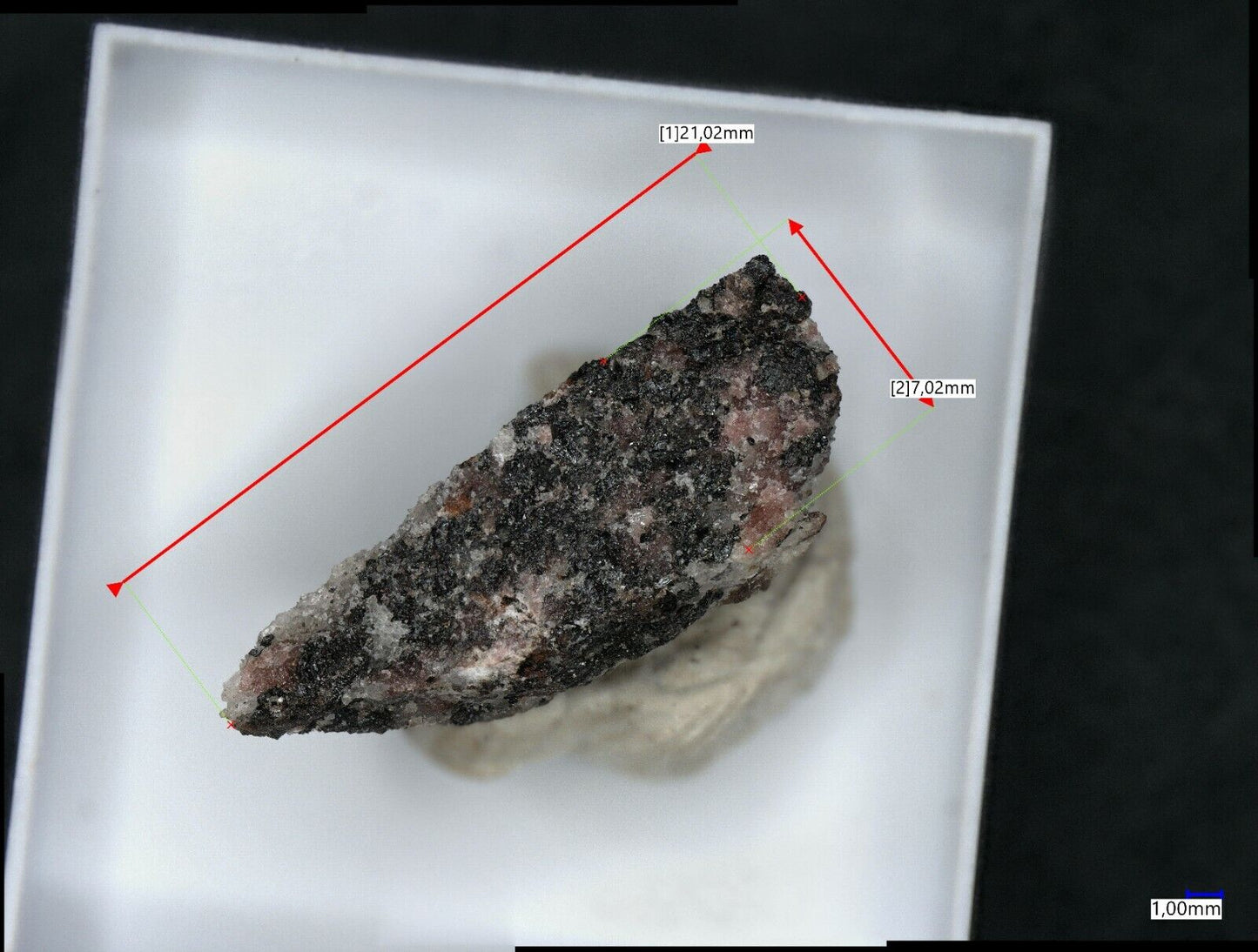 Sonolite Langban, Filipstad, Sweden XRD conf no 424