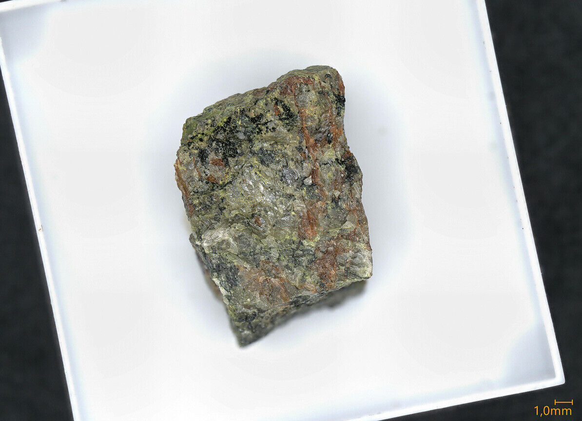 Hureaulite Sandamap pegmatite, Namibia