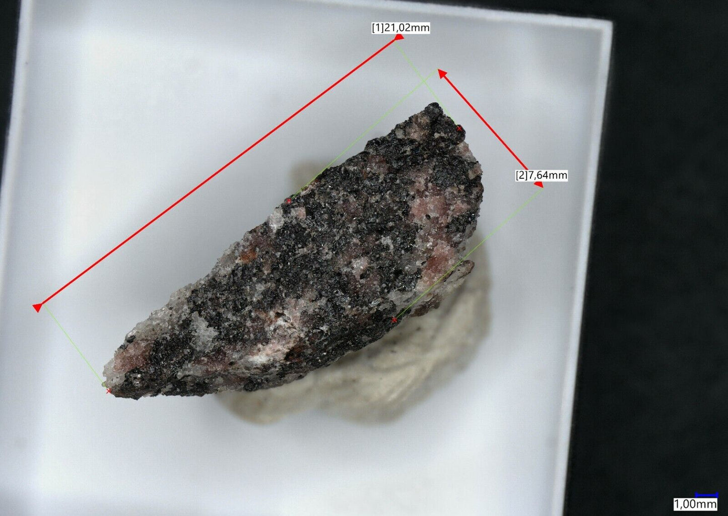 Sonolite Langban, Filipstad, Sweden XRD conf no 424