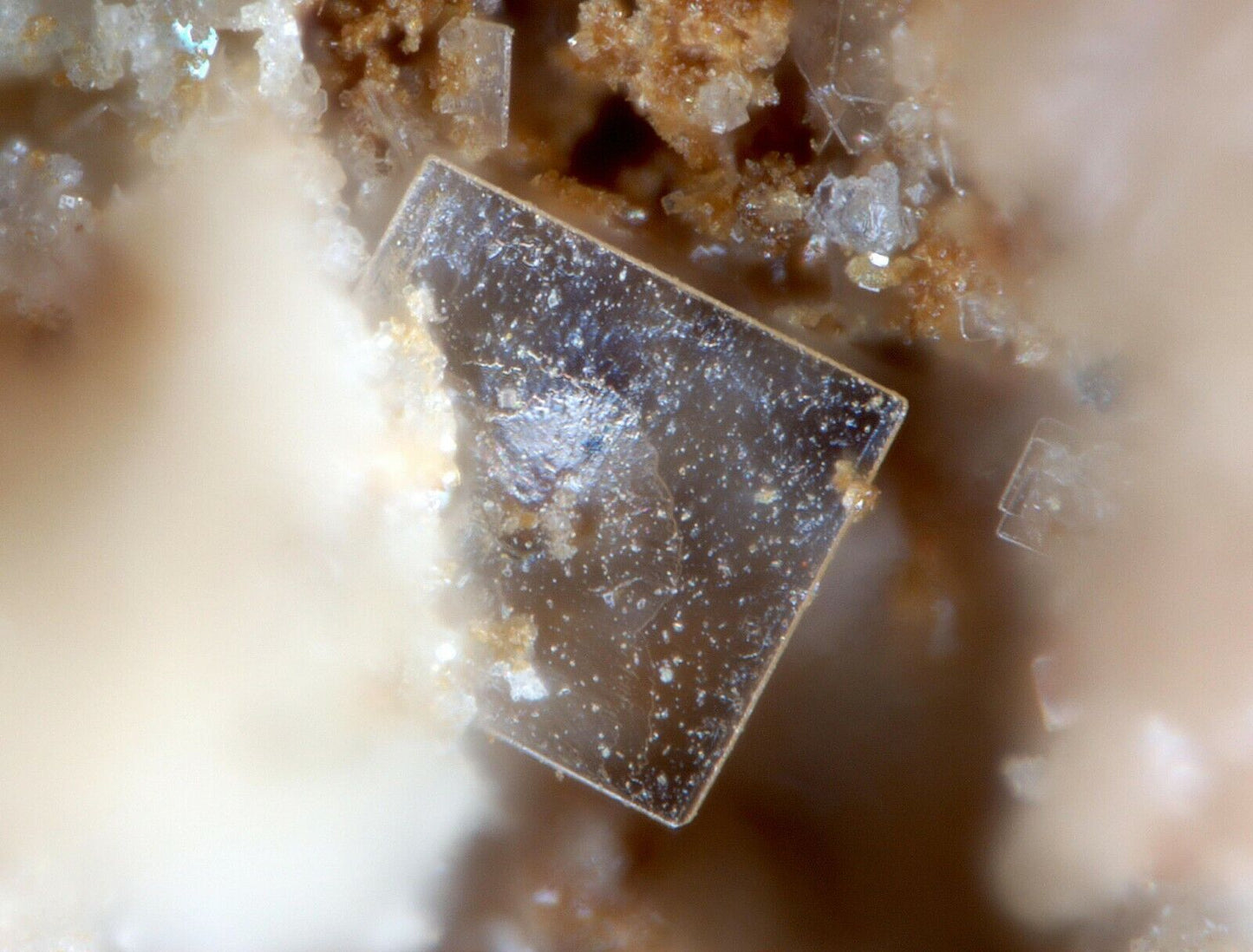 Bismoclit - Bismoclite Alacran mine, Tierra Amarilla, Chile - analysed