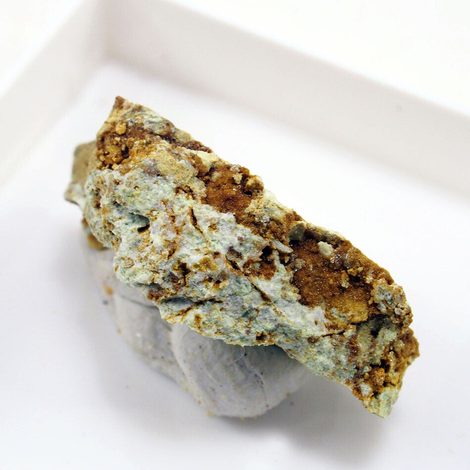 Philipsbornite Capitana Mine, Copiapó Province, Atacama Region, Chile confirmed