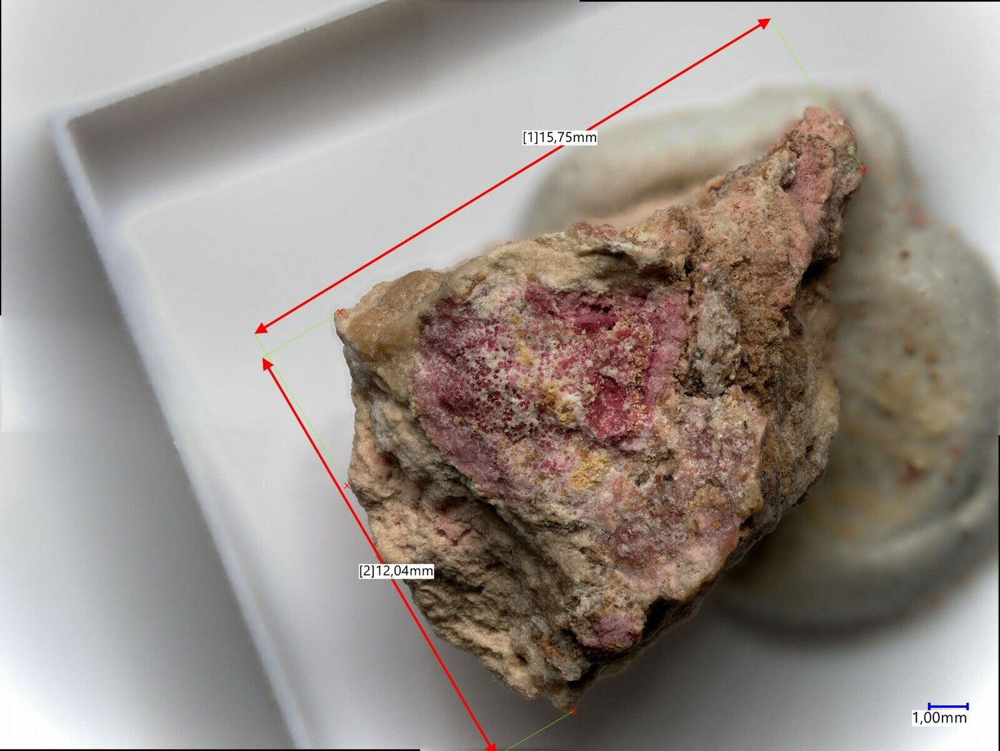 Ammoniotinsleyit Pabellon de Pica, Iquique, Chile EDX & XRD untersucht