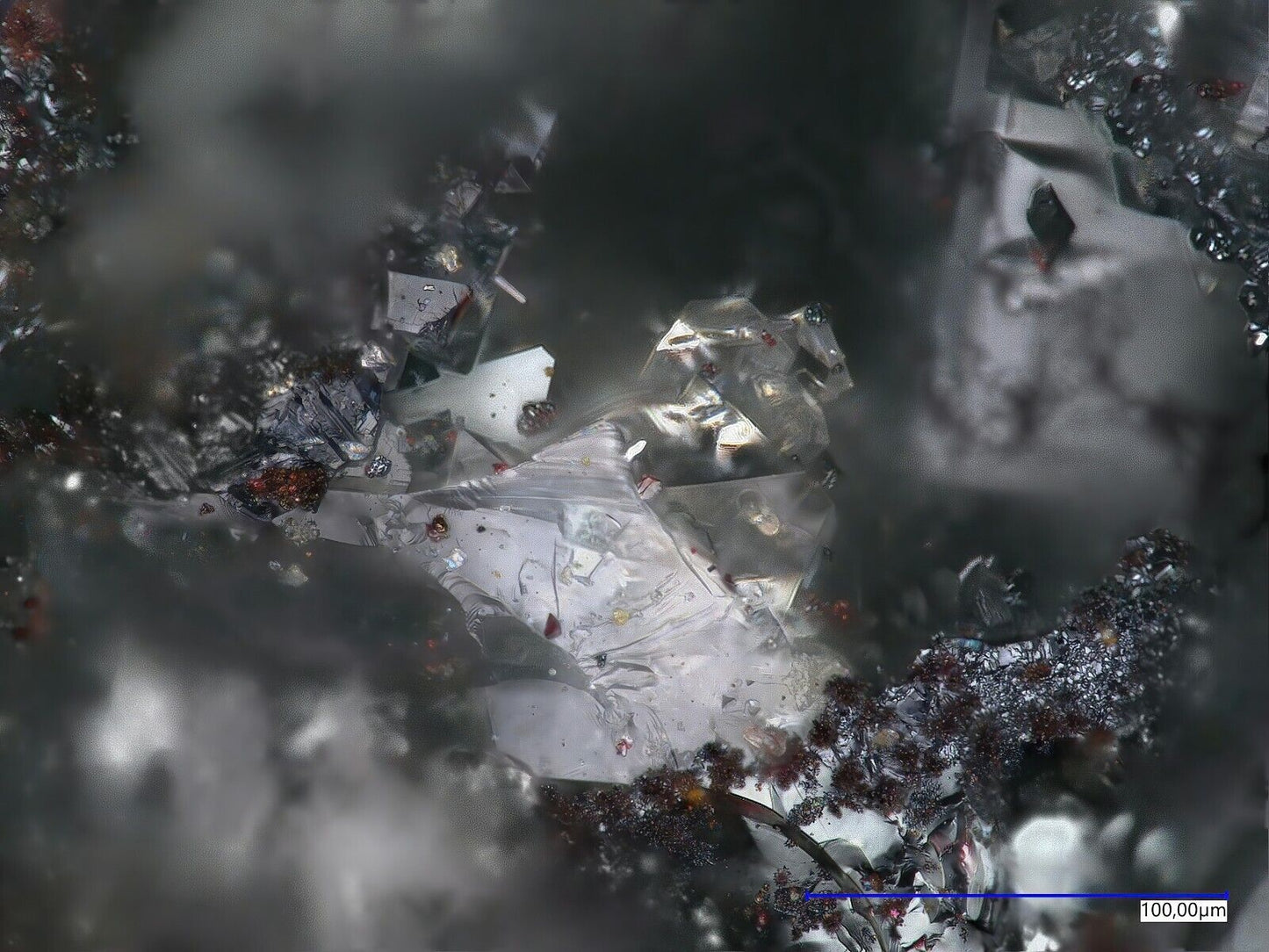 Senarmontit & Feinglosit Tsumeb mine, Tsumeb, Namibia EDX & Raman untersucht