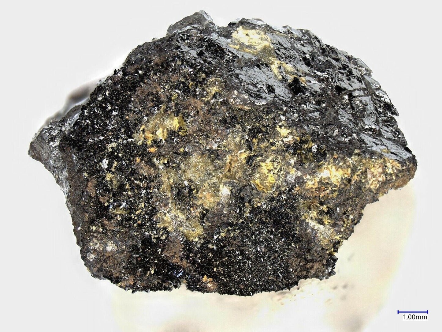 Schneiderhöhnit Urucum Claim, Galileia, Minas Gerais, Brasilien Raman & EDX