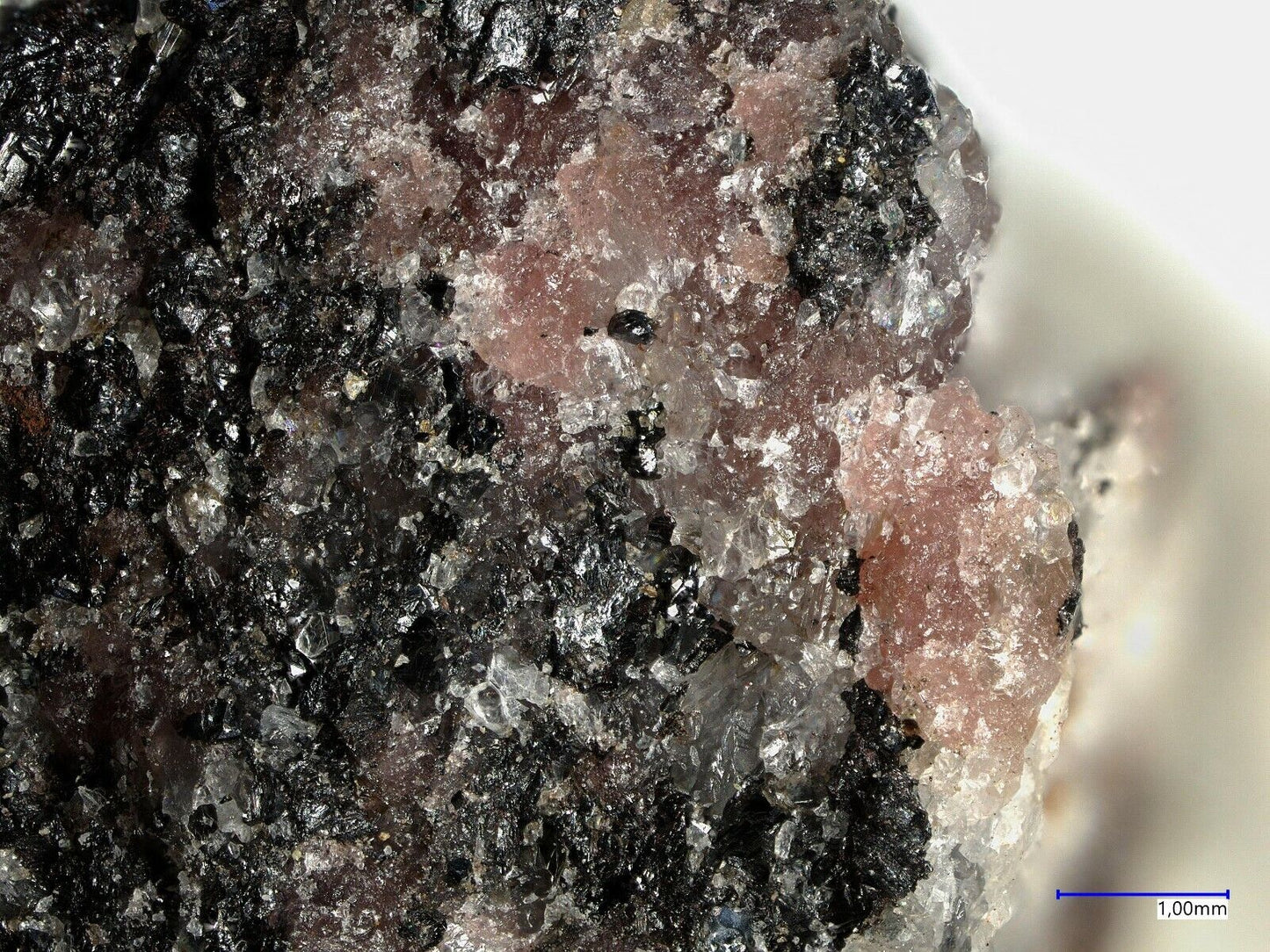 Sonolite Langban, Filipstad, Sweden XRD conf no 424