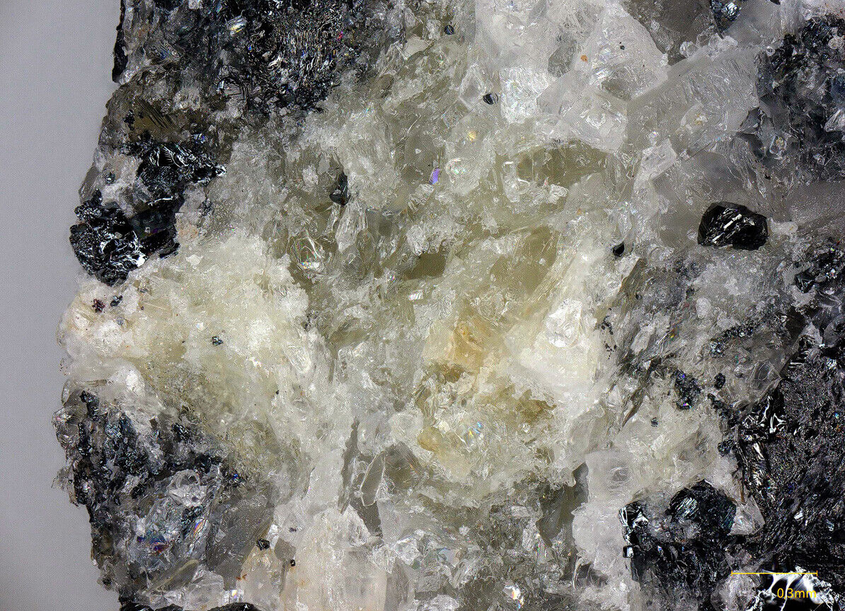 Sahlinite Langban, Filipstad, Sweden EDS & Raman no 408