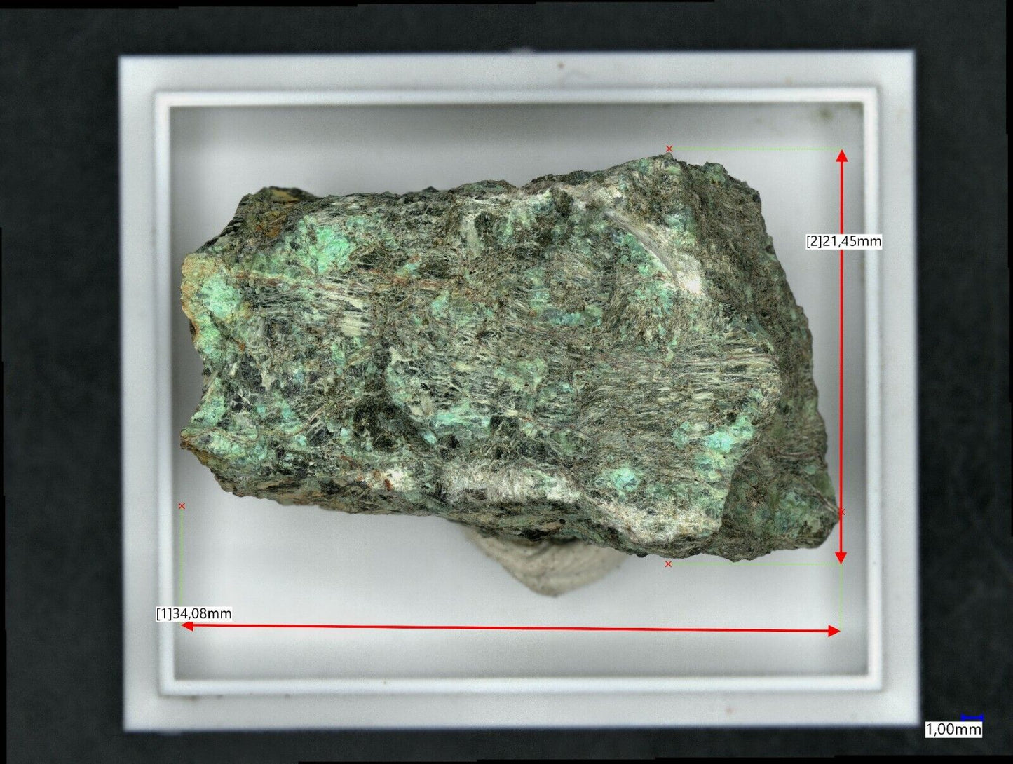 Carrboydit EDX & PXRD analys, Carr Boyd Rocks Ni mine Menzies Shire, Australien