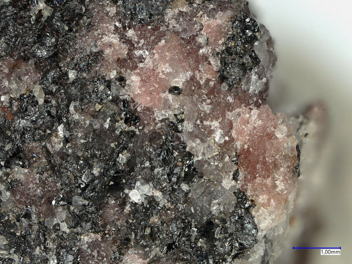 Sonolite Langban, Filipstad, Sweden XRD conf no 424