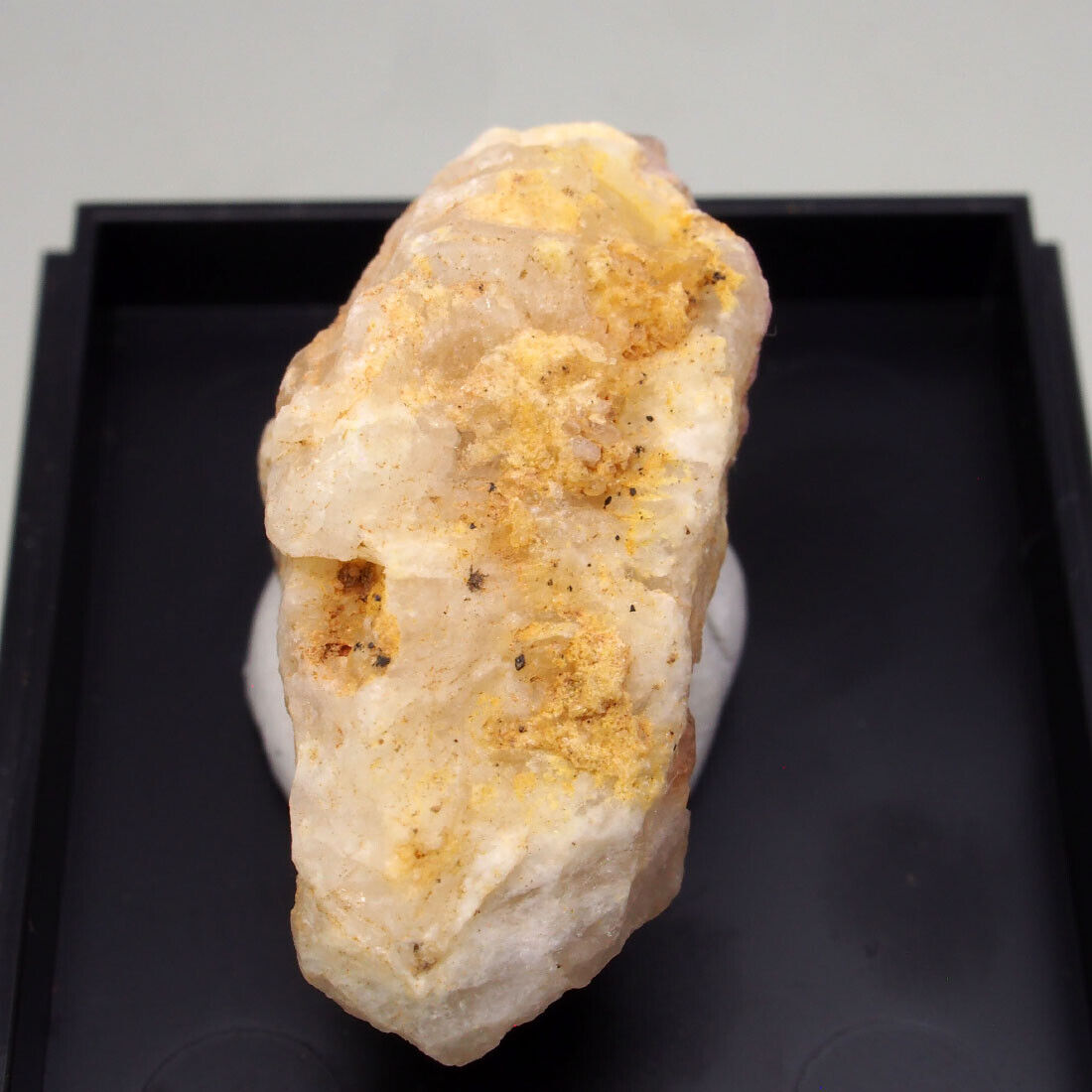 Čechite Maria Magdalena Mine, Ulldemolins, Tarragona, Catalonia, Spain