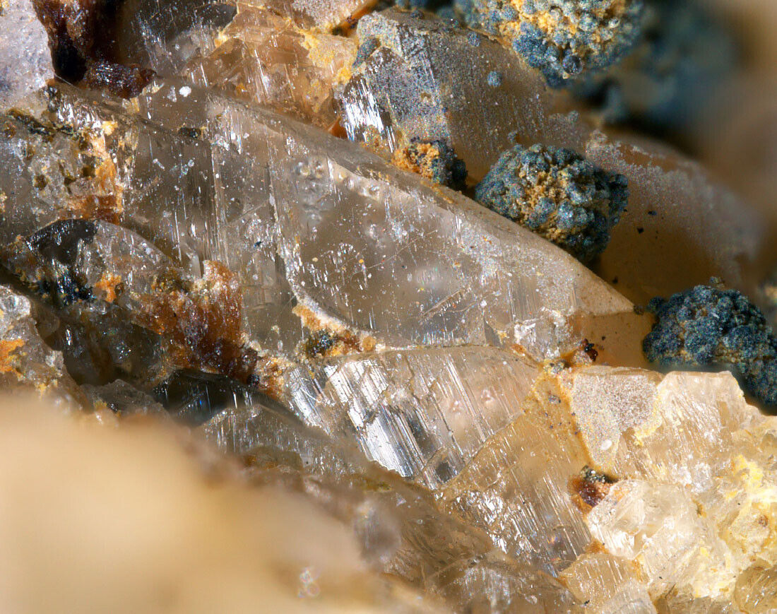 Beryllonite Pomarolli Farm, Linópolis, Minas Gerais, Brazil