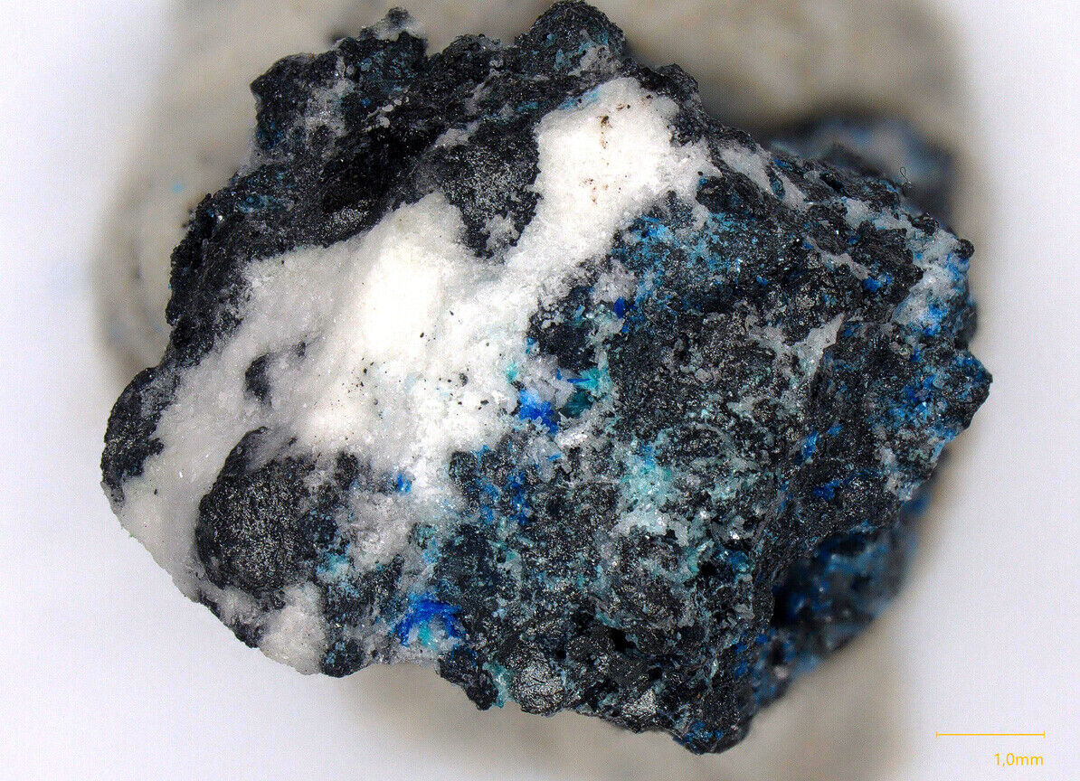 Lauraniite Laurani, La Paz, Bolivia SEM-EDS & XRD confirmed