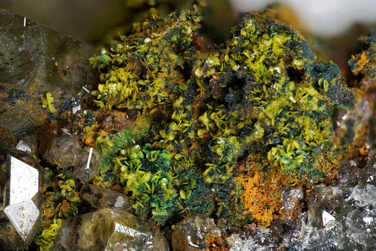 Tsumcorite & Mimetite, Brochantite Tsumeb Mine, Tsumeb, Namibia