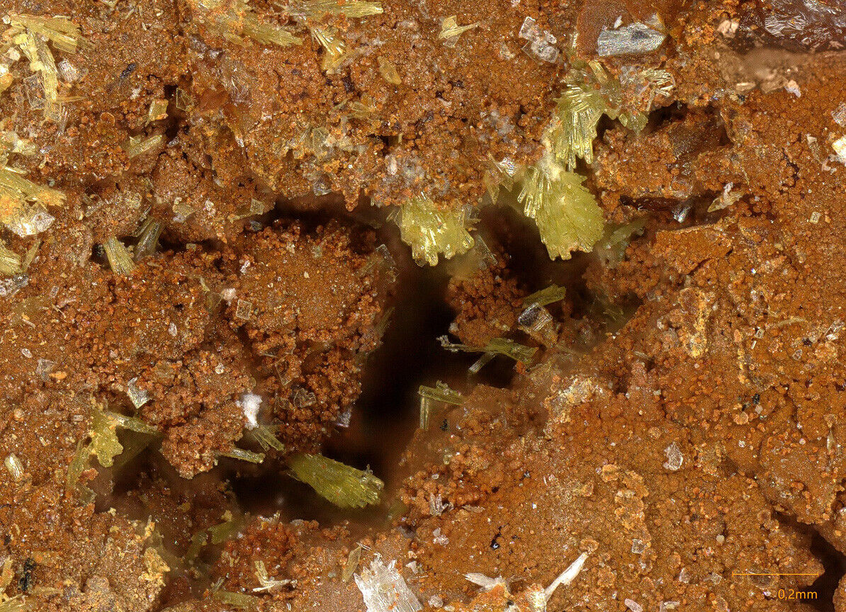 Schultenite Geister Vein, Rovnost mine, Jáchymov, CZ EDS, Raman & XRD 1547