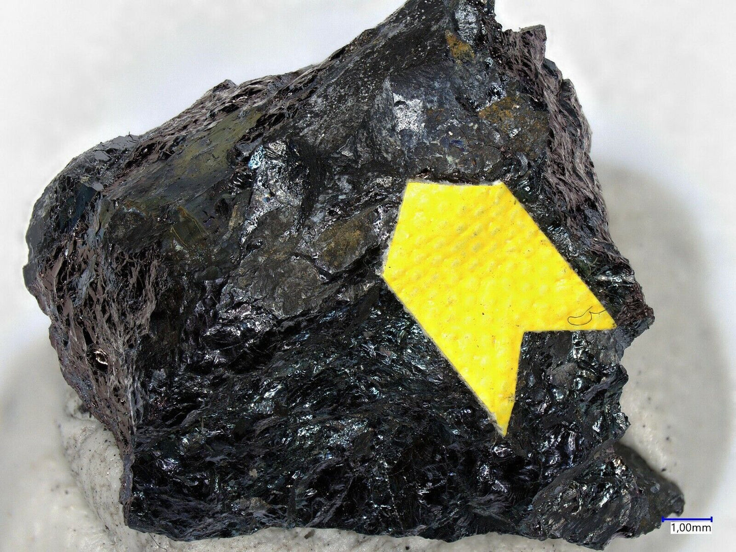 Lanarkit Tsumeb mine, Tsumeb Namibia, EDX & Raman untersucht Nr 794