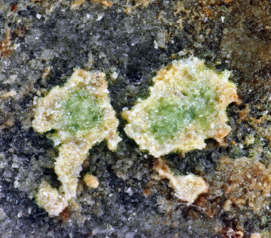 Abernathyite