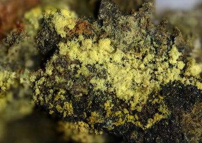 Chenowethite