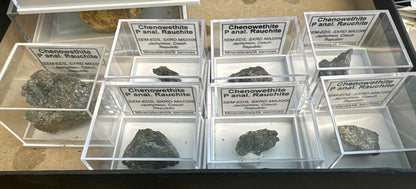 Chenowethite