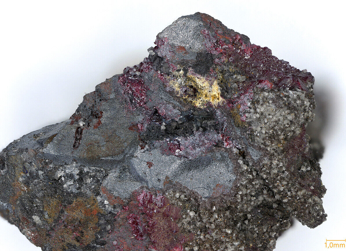 Pyromorphite with cuprite and dolomite Tsumeb mine, Namibia