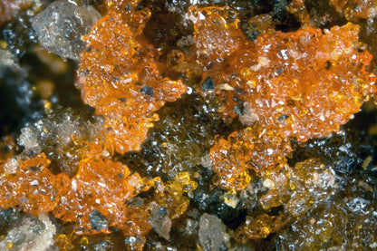 Okieite & Hummerite Vanadium Queen mine, Utah, USA analysed